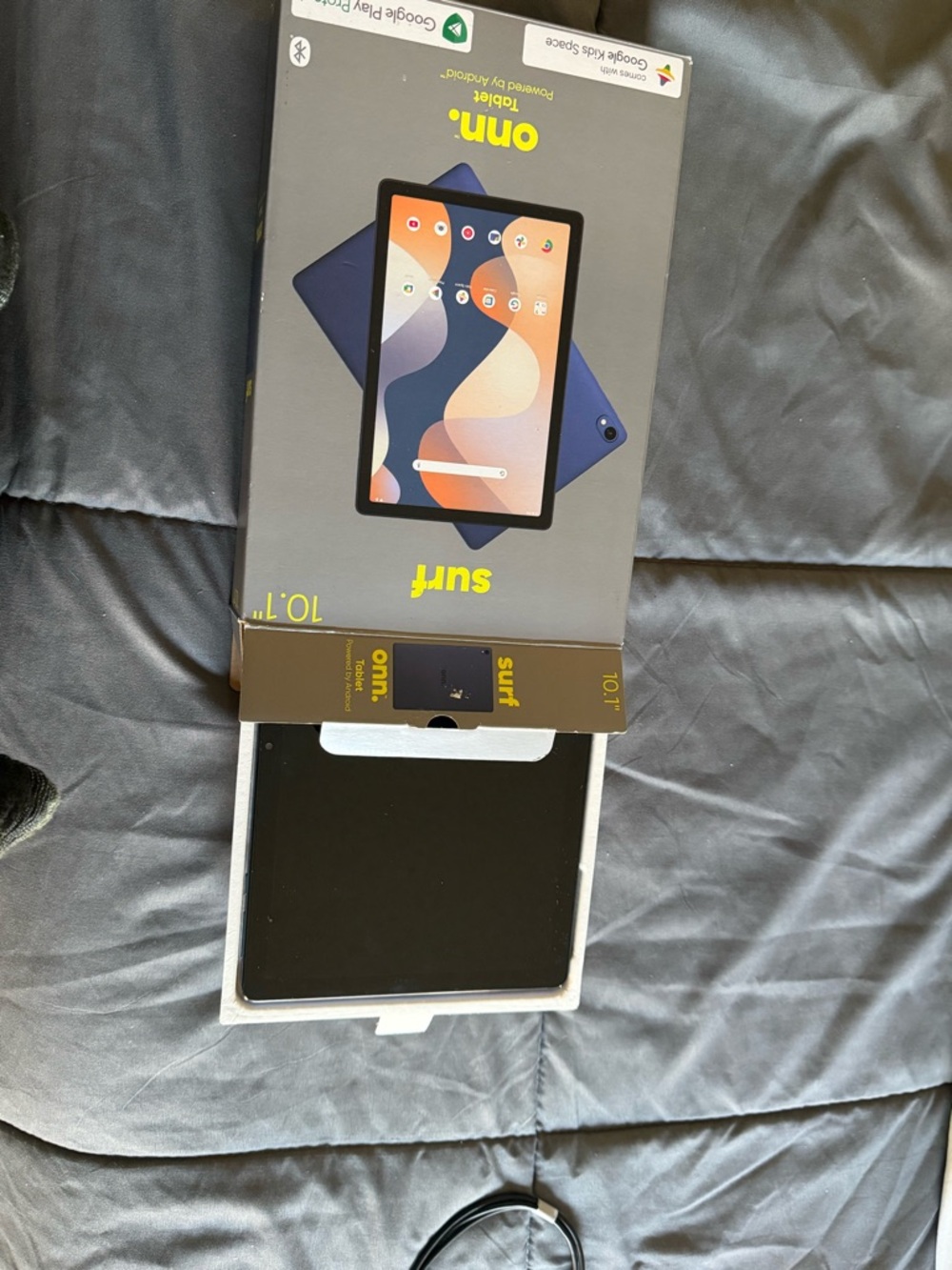 Black Tablet - Versatile Touchscreen Tablet - Picture 5 of 6